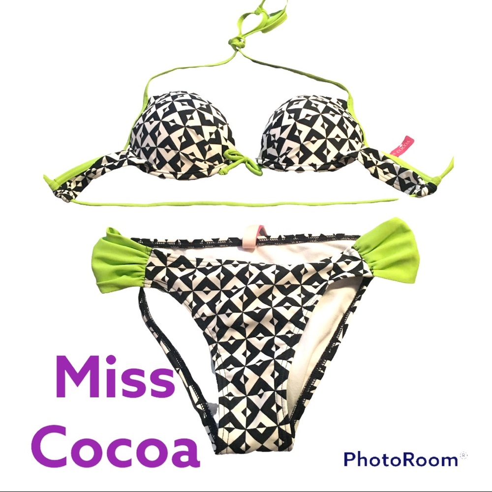 Miss Cocoa 2-piece string bikini sz 4